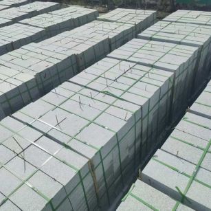 吐鲁番 芝麻白1.8公分火烧300*600地铺，清仓大甩卖