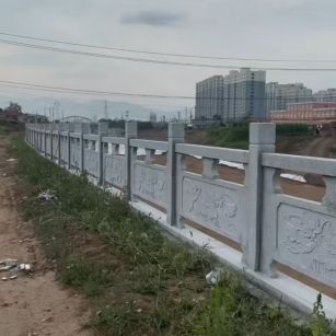 吐鲁番 石材河道栏杆