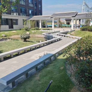 吐鲁番 芝麻灰小区坐凳&栏杆安装效果