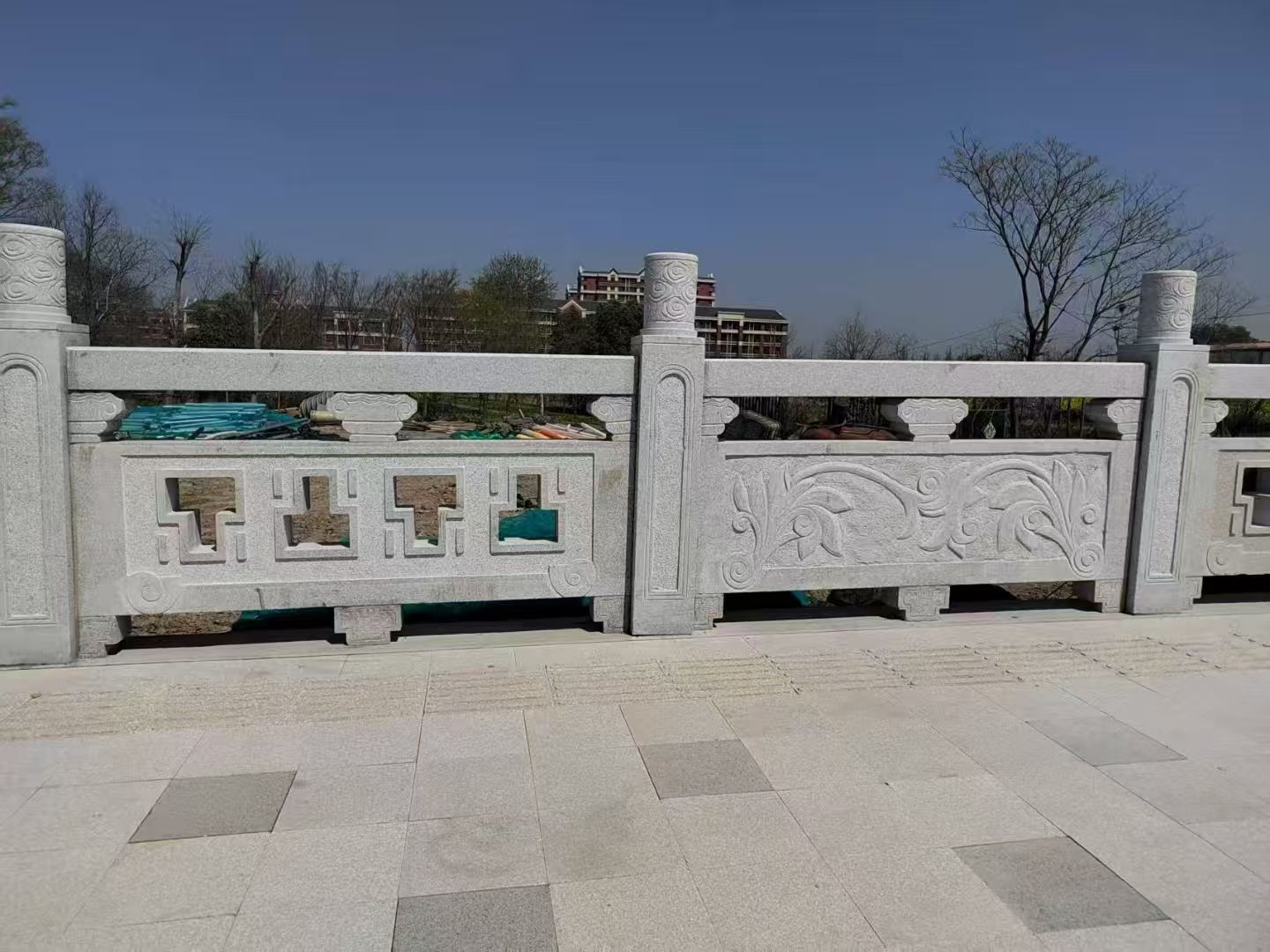 吐鲁番 河道栏杆，河道护栏
