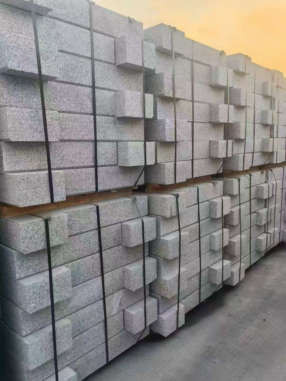 吐鲁番 芝麻白路沿石