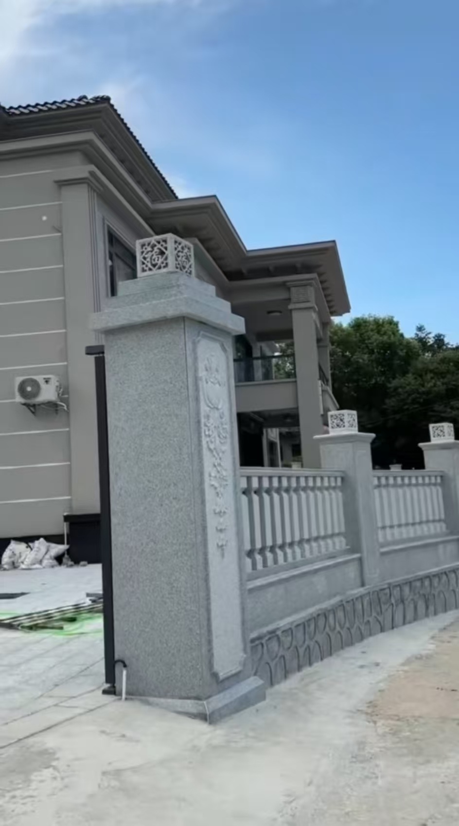吐鲁番 芝麻白别墅围墙栏杆，私人订制