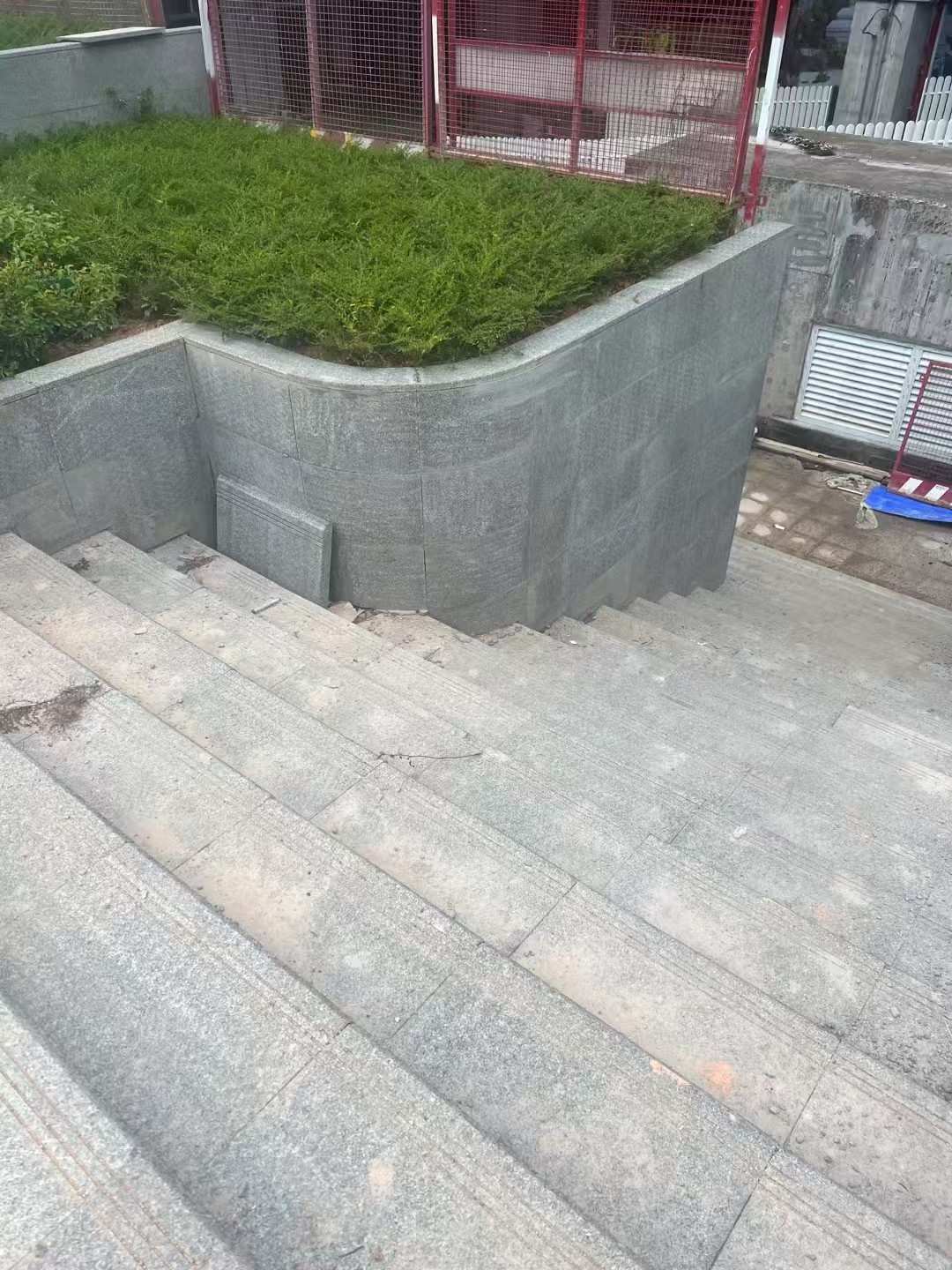 吐鲁番 芝麻黑火烧面铺装案例