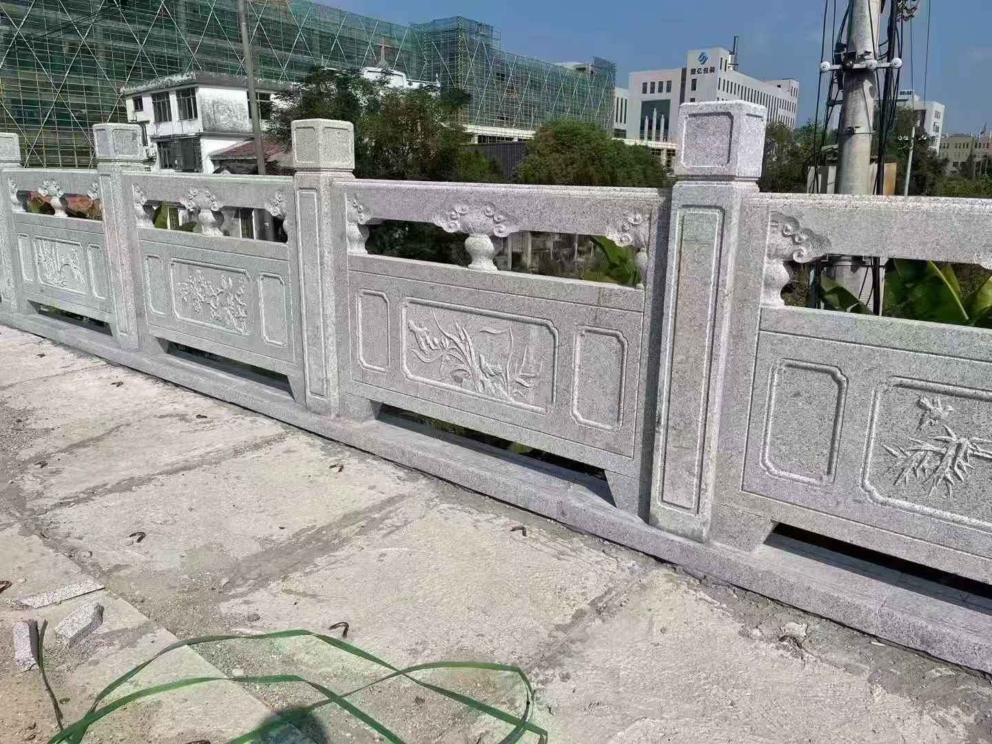 吐鲁番 芝麻白栏杆