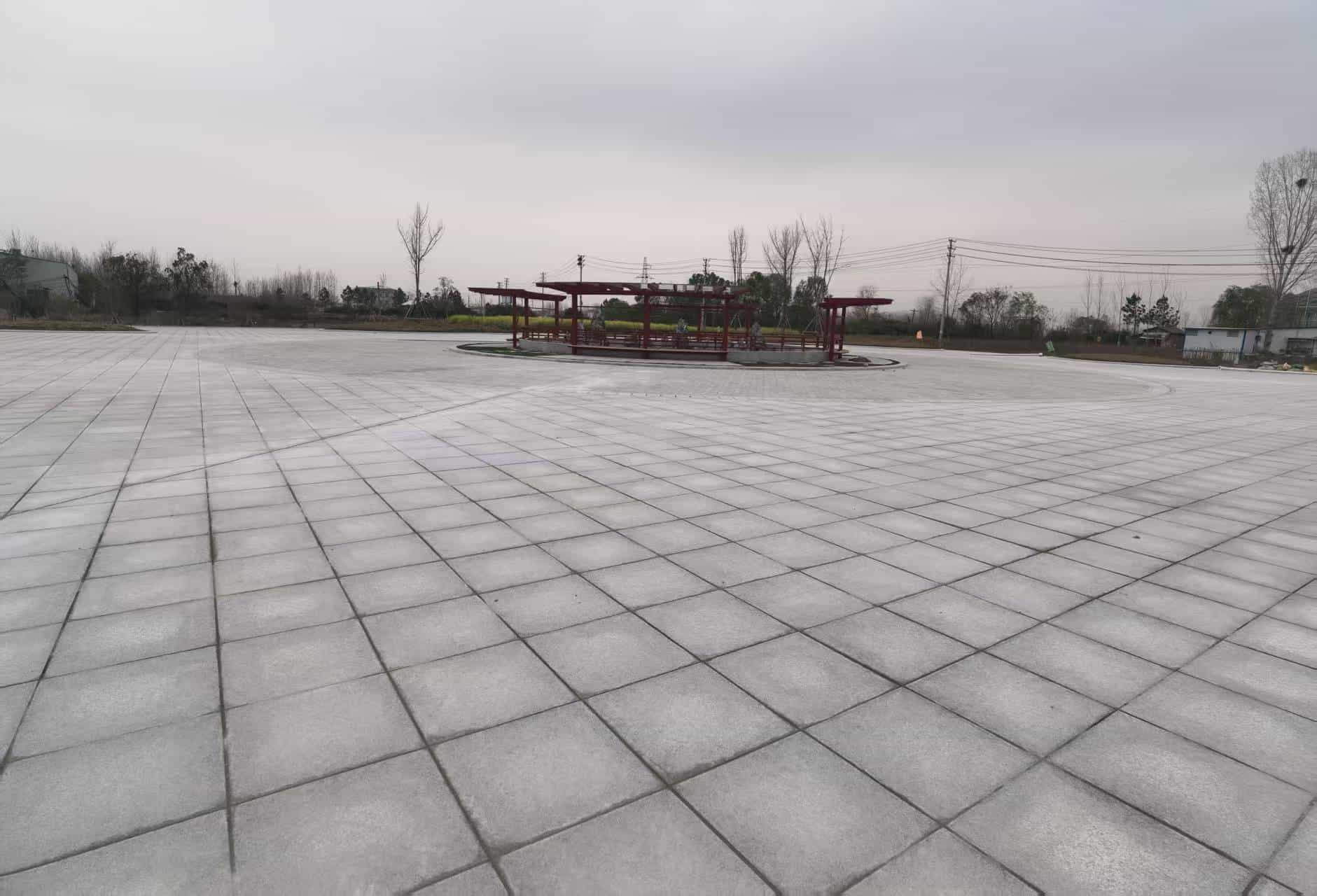 吐鲁番 芝麻白火烧面-公园广场地铺效果